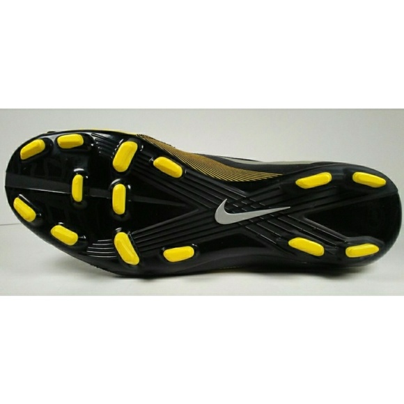 t90s cleats